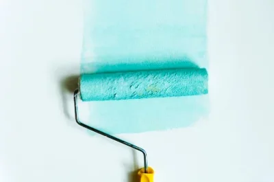 Peinture intérieure à Espinasses — murs, plafonds et boiseries